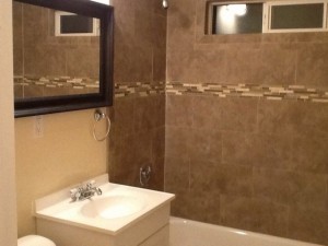 553 111th bathroom_002